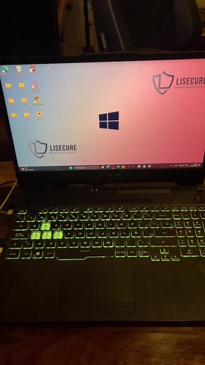 Windows Control O: This shortcut enables or disables accessibility options to facilitate the use of the keyboard, specifically the “Narrator”, which is an accessibility feature that reads aloud the text that appears on the screen and describes events such as notifications and calendar activities.#trending #viral #onemilliinaudition #ypfッ #viraltiktok #troxy9tech #tecnology #tech #shortcut #atajos #windows #atajosdeteclado