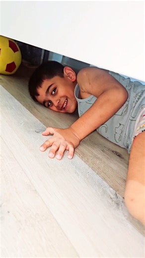 عبد الله اتخبى مني🤣مابدو يروح ع المشفى