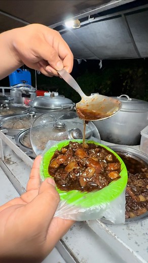 550K views · 15K reactions | Rolling Karendirya sa Tabi ng Kalsada #KaFoodtrip | Ka FoodTrip | Facebook