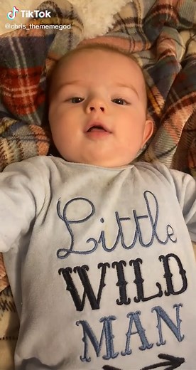 Spongebob Fan Baby - Chris Tyson's Son Reacts to Turning Off Spongebob