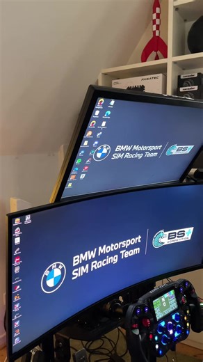 finally got upper monitor to work big W #simracing #simrig #feeling | sim racing