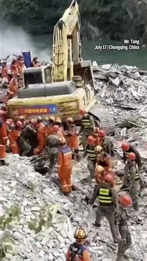 Landslide in Southwest China Buries Homes, Forces Hundreds to Evacuate | China News | N18S