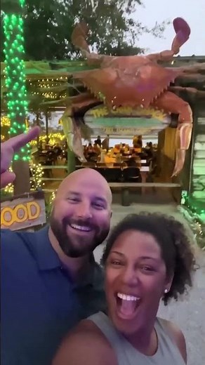 All The Best Places to Eat on Tybee Island Georgia ☀️ #travelcouple #georgia #bucketlist