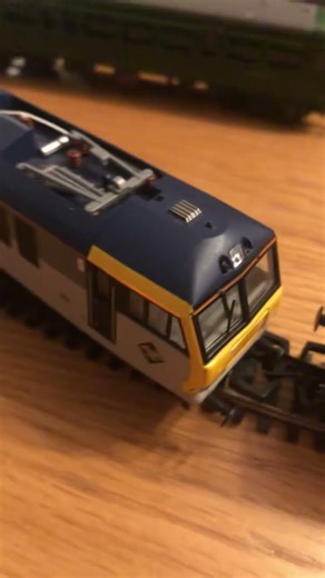 New hornby trains and scenery for the collection!