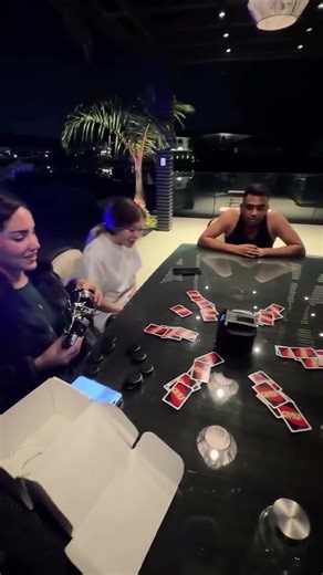 Kimberly Loaiza with the babies 🙊