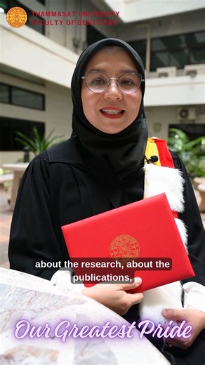 💜Dr. Alfini Octavia sharing memorable experiences from her PhD journey at the Faculty of Dentistry, Thammasat University. #OurPride #PhDJourney #DoctoralGraduate #FacultyOfDentistry #ThammasatUniversity #AcademicExcellence #InspiringJourney #ProudMoment | คณะทันตแพทยศาสตร์ มหาวิทยาลัยธรรมศาสตร์ - Dent TU