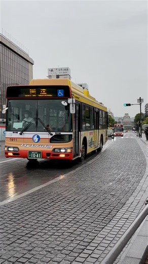 神姫バス 姫路営業所7871 車種名 日野 ブルーリボンシティ・ハイブリッド LNG-HU8JMGP 神姫バス 姫路営業所24681（新車）いすゞ エルガミオ（白色LED）2KG-LR290J5