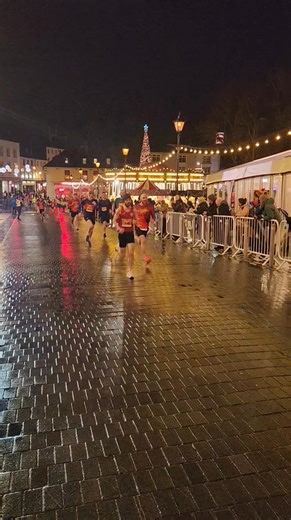 MEDIEVAL MILE 2025 🏰✨ Passing the finish line.. 👌 #MedievalMile #MedievalMile2025 #VolunteersRock #RunIreland #IrishRunning #PB #FirstTimeRunners #CommunityRun #NightRun #KidsRunToo #yulefestkilkenny #kilkennycountycouncil #RunningEvent #SeeYeNextYear | Kilkenny City Harriers