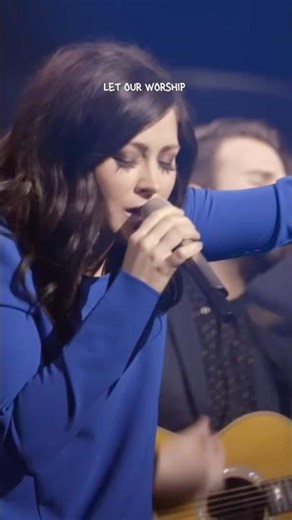 Your Presence Makes Us Whole 🙏 | Kari Jobe - Let the Heavens Open #worshipsong