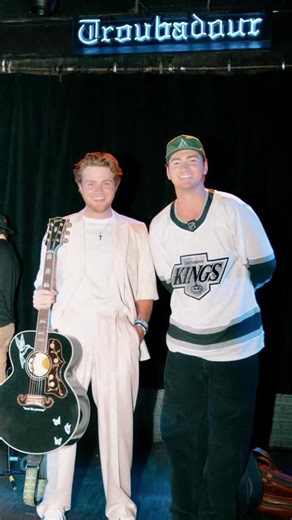 Alex-Warren-fan on TikTok