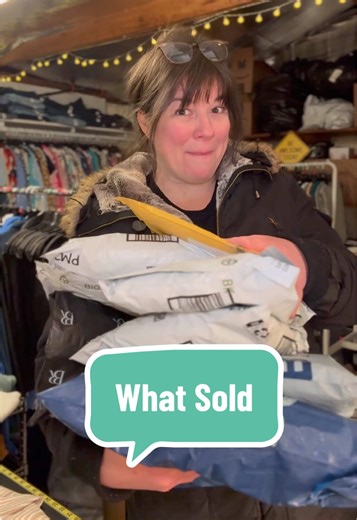 Weekend sales as a mid size & plus size clothing reseller. I bet you can’t tell what my favorite adjective/adverb is!! (It’s super lolol) #secondhand #reseller #ecofriendly #plussizefashion #sustainablefashion