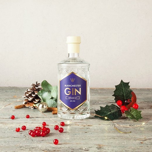 Love gin? Treat yourself to a Craft Gin Club membership! 🎁Month after month, we will surprise you with rare, brand new or exclusive bottles of craft gin along with paired mixers, scrumptious treats, cocktail ingredients and our 56-page magazine - delivered to your door! Sound good? Join today! | Craft Gin Club