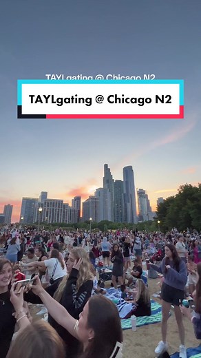 if you don’t have tickets, this is your sign to go TAYLgate outside your stadium with thousands of other swifties! 🥹🫶🏼 #taylgate #taylgating #chicagotstheerastour #tstheeras #taylorswift #taylornation #soldierfield