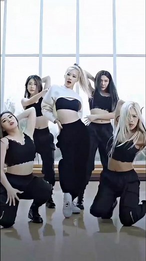 blackpink rose 🌹 #Apache Apache song 🌺#edit #kpop #koreansong #rose Apache Apache song 🎶