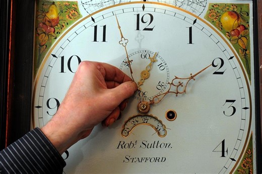 When do clocks go back in the UK and do you gain or lose an hour of sleep? Here’s everything you need to know