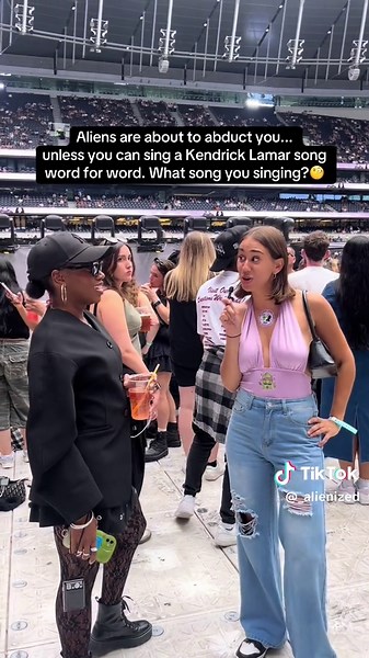 The Aliens have landed at the Kendrick Lamar World Tour👽🌎and here’s how it went🫣…. #kendricklamar #kendricklamartour #gnxtour #london #fyp