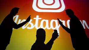 Are Instagram captions more powerful than pics?