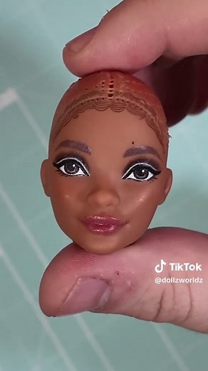 I randomly had a thought about giving one of my live action Ariel dolls cartoon accurate hair… and now I’m doing it! Hopefully it turns out good 🤞🏻 Hair from @DollPlanetHair #disney #doll #ariel #princess #makeover