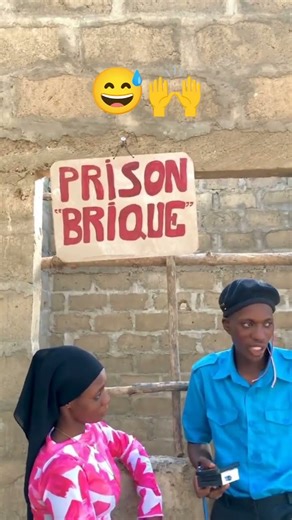 Voilà comment faire semblant d'être factice #humour #shortvideo #comedy #viral #shortvideo