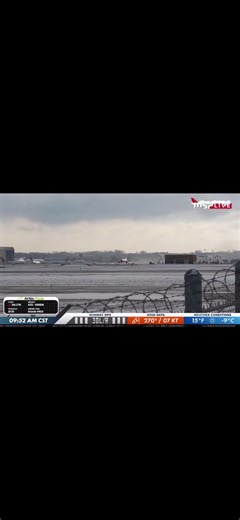 Suncountry 737-800 departing MSP#msp #737 #suncountryairlines #windy #boeing @suncountryair