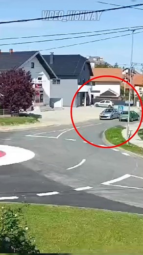 27K views · 51 reactions | Chaos In Roundabout! | High Awareness | Facebook