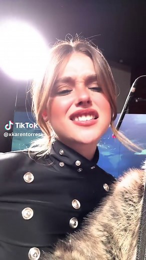 Culpable Tú: Videos Inéditos y Estrenos con Nicole Wallace