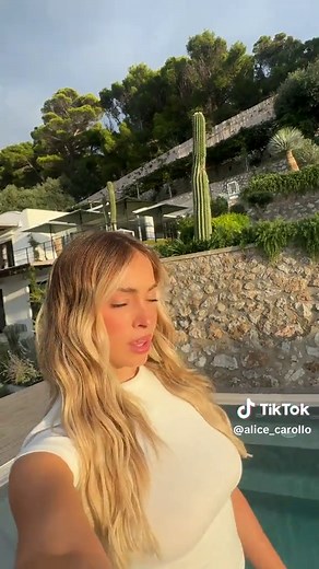 Alice Carollo: Trending TikTok Moments