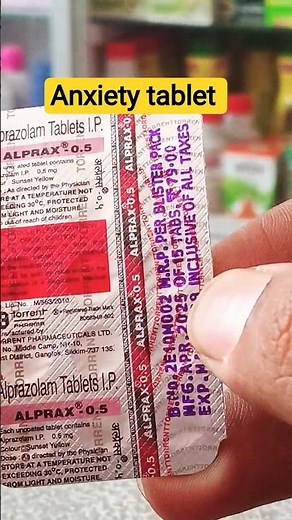 Alprax tablet uses alprazolam uses side effects benifits anxiety tablet panic disorder sleeping pill