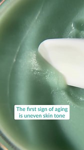 Ditch the retinol. “Data from an FDA study indicate that retinoid ingredients may speed the development of skin tumors and lesions on sun-exposed skin.” - EWG (Environmental Working Group, a non-profit) This, among other studies, is why we believe Retinol should be avoided. Instead, we recommend using a 3% Bakuchiol Serum in combination with a natural, non-toxic skincare routine customized to your skin’s needs. We believe in not sacrificing your skin or your body's long-term health for short-ter