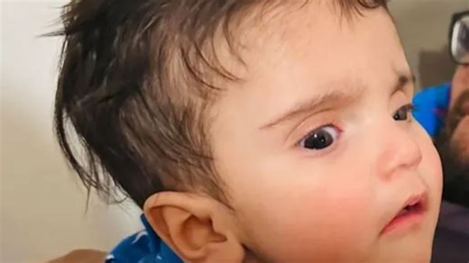 Dark past of 'kidnapped' tot’s dad - as search team says 'something's not right'