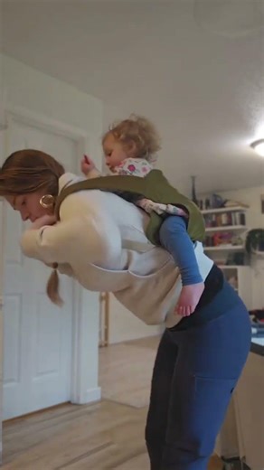 Onbuhimo carriers come from a long tradition of Japanese babywearing and are designed for high back