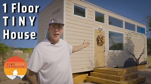 He lives in a Single Level Tiny House for a freeing simple lifestyle