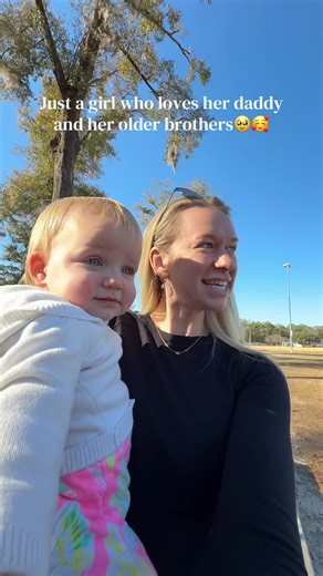She loves them all so much🥹🥰 #fyp #babysister #daddysgirl #valentines #myvalentine