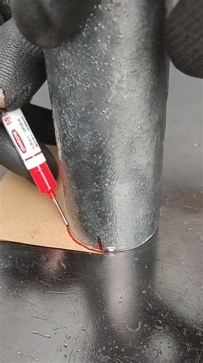 How do you cut a pipe perfectly at a 45-degree angle? #welding #asmr #pipes #tools #welder