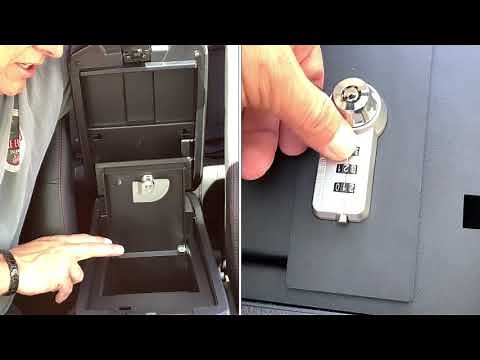 Vehicle center console safe