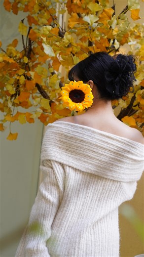 Hey！雪莉,Shelly on Instagram: "🩵🌼💍 想玩很久的鑽石貼花 我們半小時就完成了唷 太好看了！妳們一定要拍😆 #photo @shellyc.com_ @shellyc.studio @ya6767"