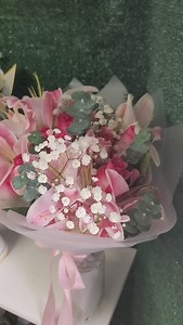 14 reactions |  @pandoraflowershop  Descubre la magia de las flores...