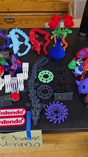 Selling my 3d prints at a craft fair! Here is my table!