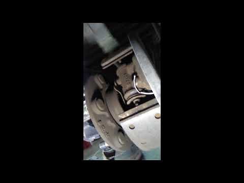 Isuzu brakes NPR unlocking adjuster