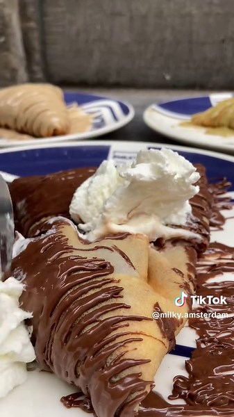 Delicious Nutella Crêpes in Amsterdam
