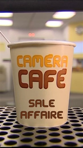 Caméra Café FR 🎥☕️ on Instagram: "Caméra Café • S3E29 Sale affaire #CameraCafe #BrunoSolo @yvanlebolloch @alainbouzigues @philippecura @m6officiel @robin_and_co #M6 #comedie"