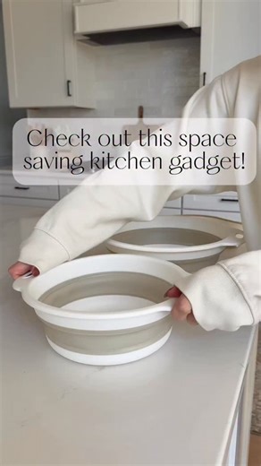 43K views · 162 reactions | Space saving collapsible colander 𢡄 Another genius @amazon kitchen find that I actually use! Make meal a breeze even when the sink is full with the self draining base. Comes as a set of 3 & it’s dishwasher safe! Type NEED for a link  or shop on my Amazon Storefront in bio. #amazonkitchenfinds #homehacks #amazonhomefinds LinkDM *028* | Modern Farmhouse with Audrey | Facebook