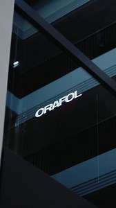 Am 21.11.2025 haben wir unseren diesjährigen Family & Friends Day am Stammsitz in Oranienburg veranstaltet – ein Event, das bei ORAFOL regelmäßig stattfindet und uns besonders am Herzen liegt. Auch in diesem Jahr öffneten wir unsere Werktore für zahlreiche kleine und große Besucher und erlebten gemeinsam einen Tag voller spannender Einblicke und persönlicher Begegnungen. Unsere Highlights: • Werksführungen mit Einblicken in unsere Produktion • Live-Demonstration in unserem Cast-Labor • Selbst ge