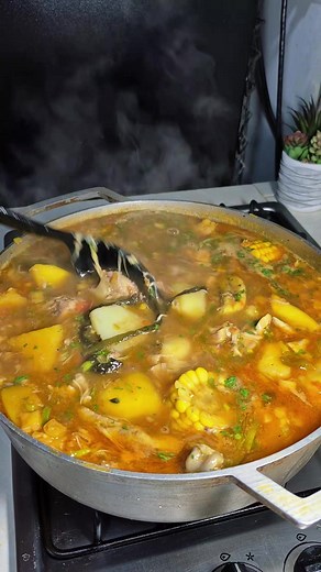 Sopa de gallina deshecha: receta y consejo rápido