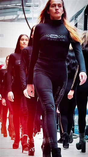 No creemos en estereotipos. No creemos que el modelaje deba pertenecer solo a unos pocos. Creemos en el talento. En la disciplina. En las historias reales detrás de cada rostro. 🖤 Show Models nace de una idea clara: transformar la manera en la que se forma y se entiende el modelaje. Después de consolidar procesos formativos en Latinoamérica, hoy damos un paso importante: Madrid 🇪🇸 se convierte en nuestra nueva casa en Europa. Pero no llegamos solo a abrir una sede. Llegamos a abrir oportunida