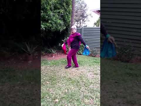 Circle Dance - Shalom Aleichem