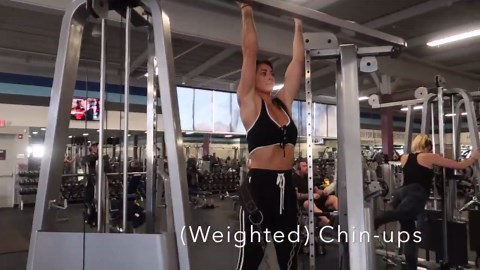 Unlock Upper Back Strength With This Power Workout