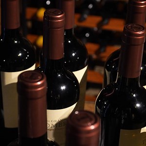 ¿Risas, vinos y pasta? ¡Así es Tierra Adentro! Unite a nosotros para vivir experiencias inolvidables. | Tierra Adentro