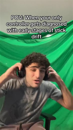 Moodz on Instagram: "The moment every gamer fears #gamingmemes #gaming #relatable"