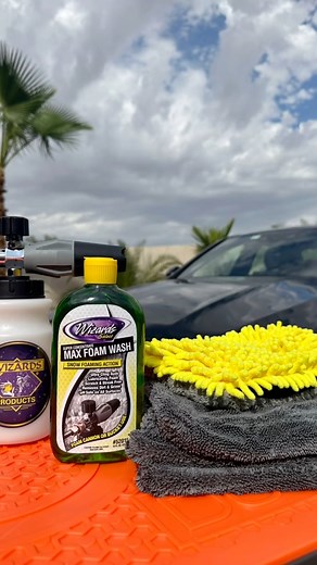 Wizards Select® Super Concentrate Max Foam Wash with snow foaming action! ❄️✨#detailing #carwash #makeitshine #wizardsselect | Wizards Products